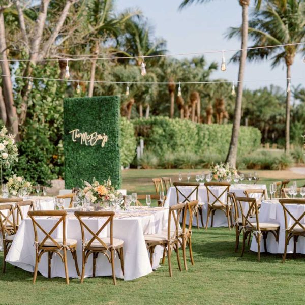 Wedding reception crossback chair rentals | Hunter Ryan Photo | Niche Event Rentals