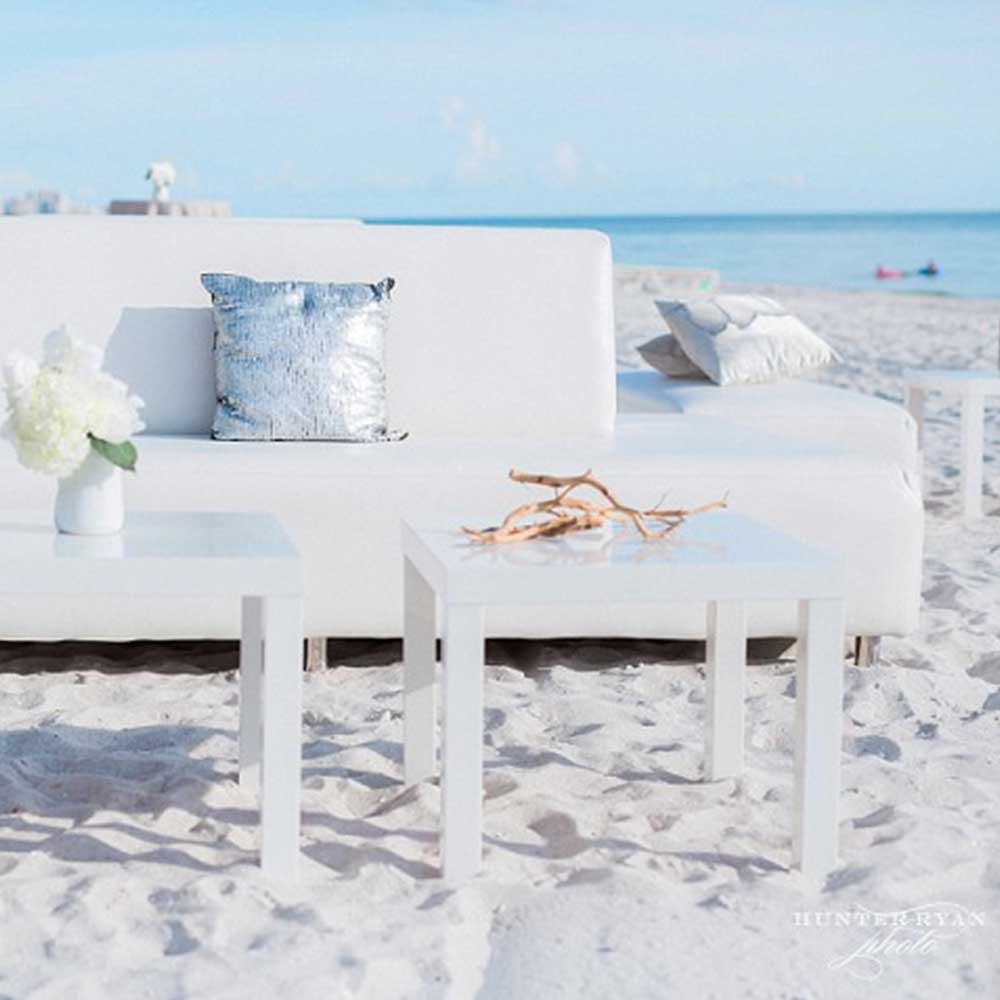 Beach party white furniture rentals | Hunter Ryan Photo, Niche Event Rentals